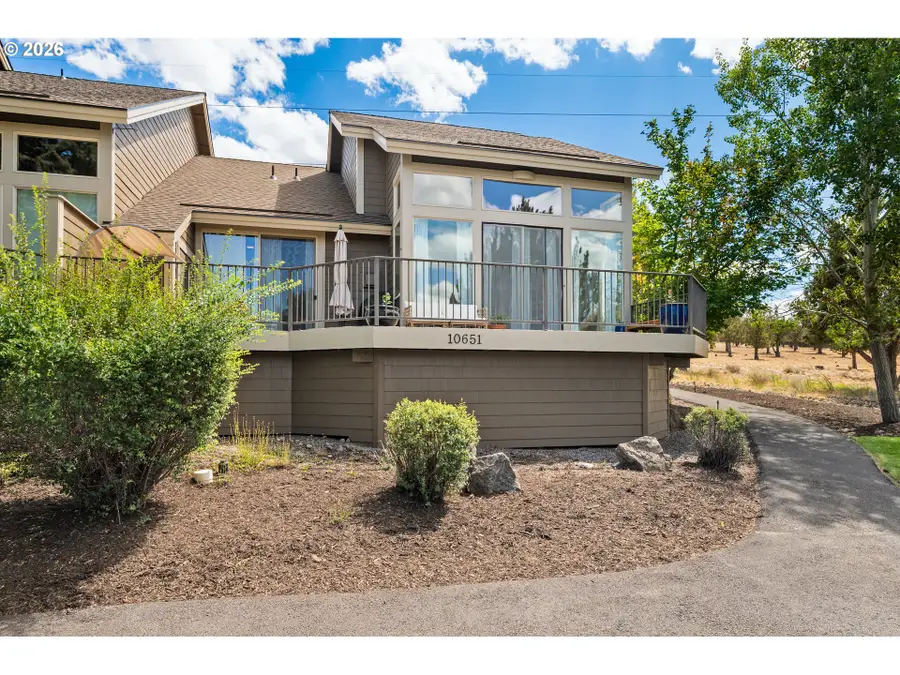 10651 Village Loop, Redmond, OR 97756 - #2