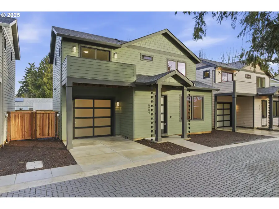 6904 SE Brooklyn St, Portland, OR 97206 - Image #2