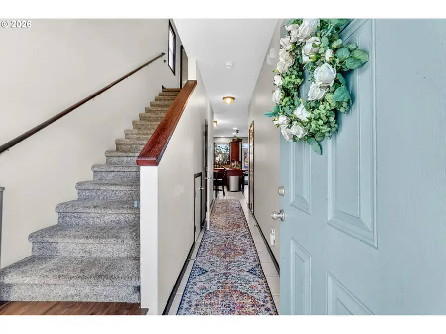 810 E 9th St #B5, Newberg, OR 97132 - #3