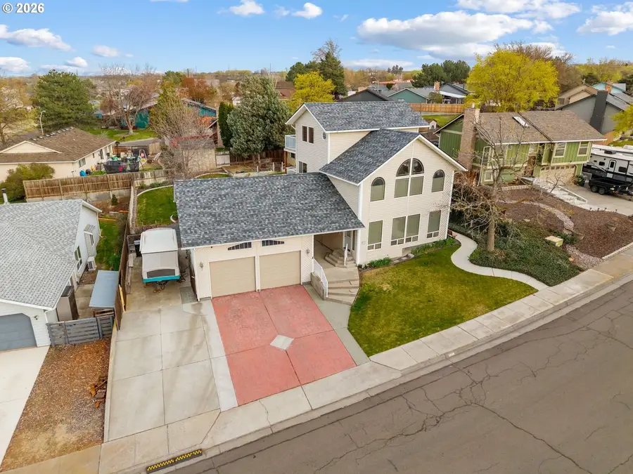 325 SE 9th Dr, Hermiston, OR 97838 - #3