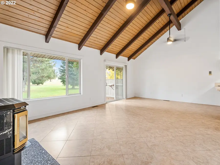 316 Klickitat St #1, Umatilla, OR 97882 - Image #3