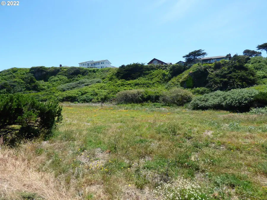 000 Jetty Rd #100, Bandon, OR 97411 - Image #3