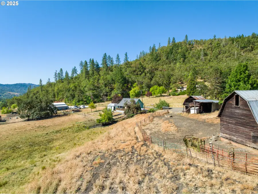 1745 Rifle Range Rd, Roseburg, OR 97470 - Image #3