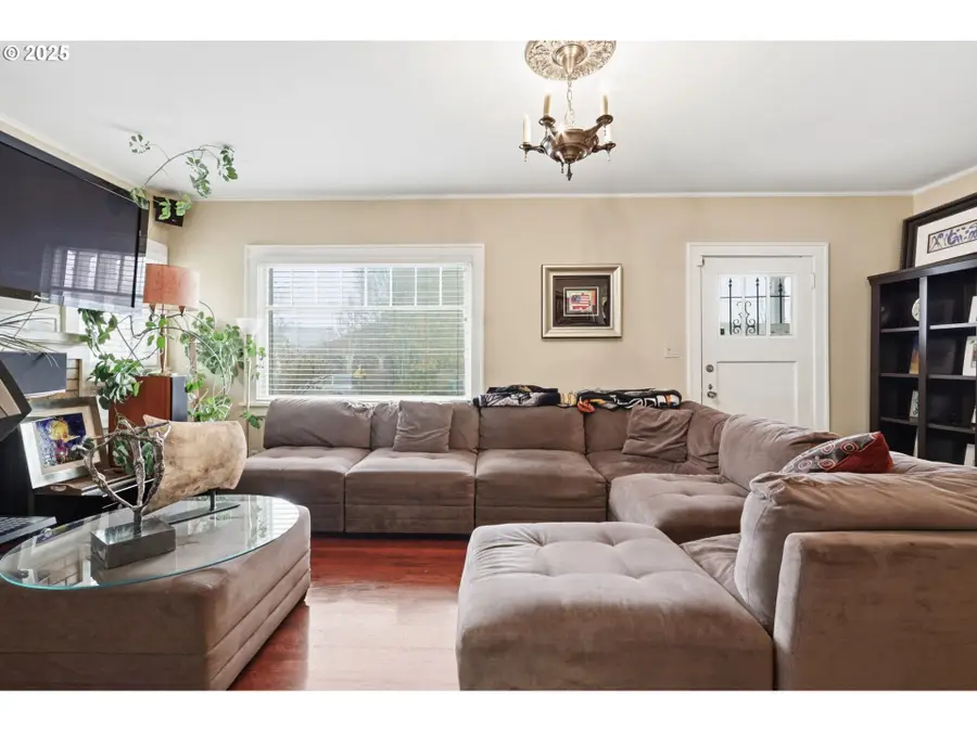 8420 N Smith St, Portland, OR 97203 - Image #2