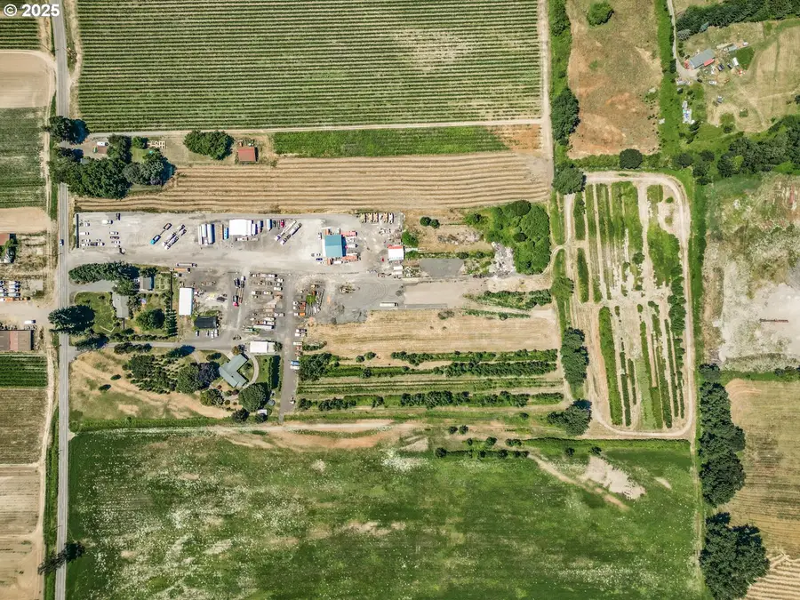 1018 Caples Rd, Woodland, WA 98674 - Image #3