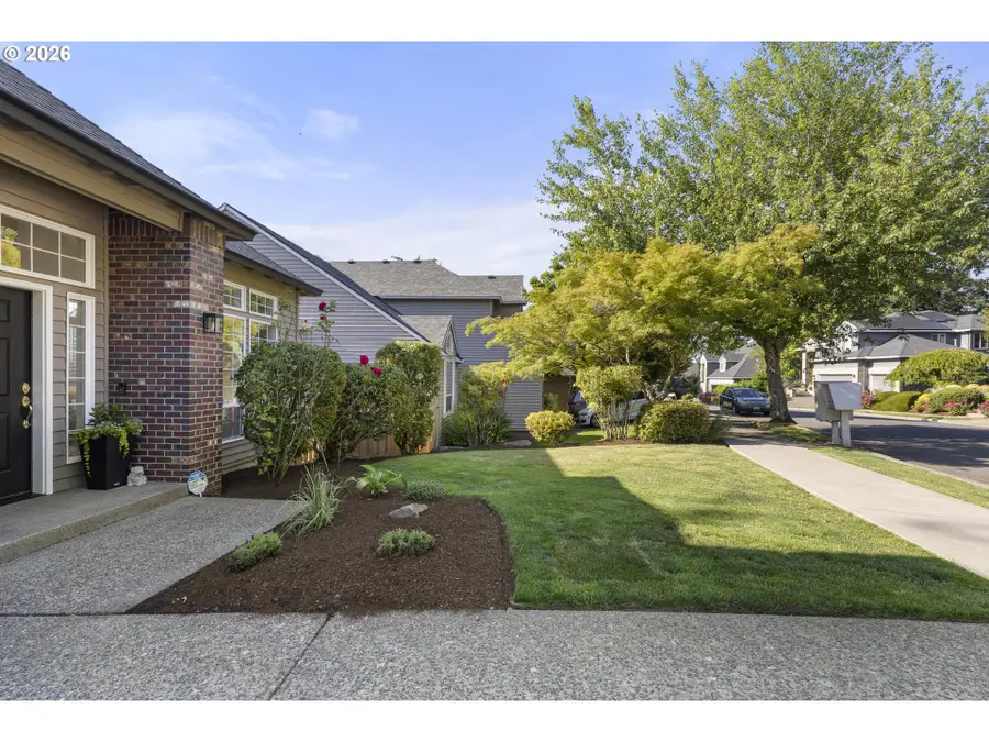 19775 Spring Ridge Dr, Northwest Clackamas, OR 97068 - #2