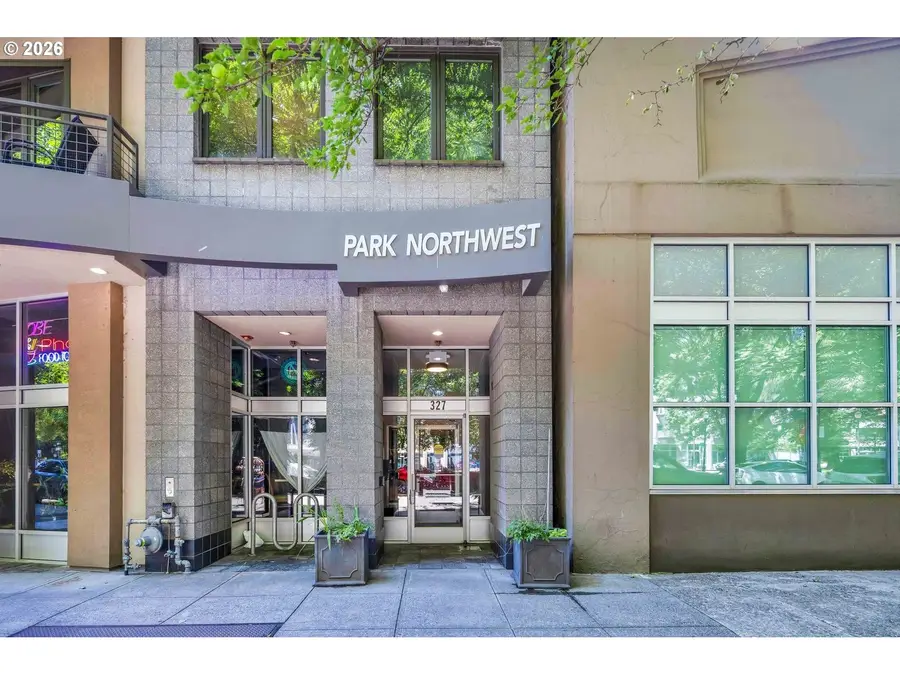 327 NW Park Ave #3B, Portland, OR 97209 - #2
