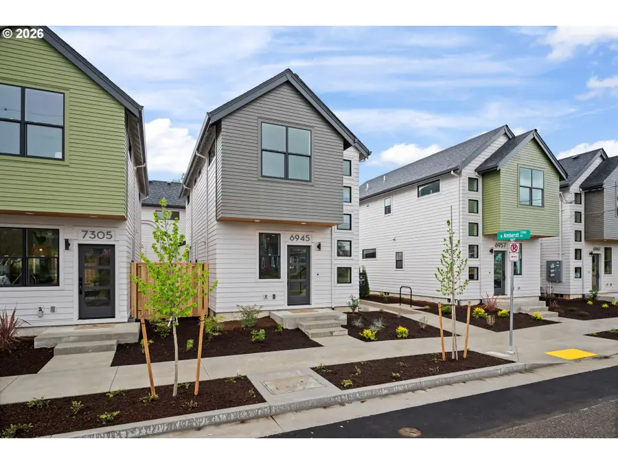 6945 N Burr Ave, Portland, OR 97203 - #2