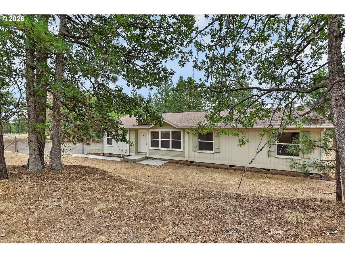 24 Golden Heights Dr, Goldendale, WA 98620 - #1