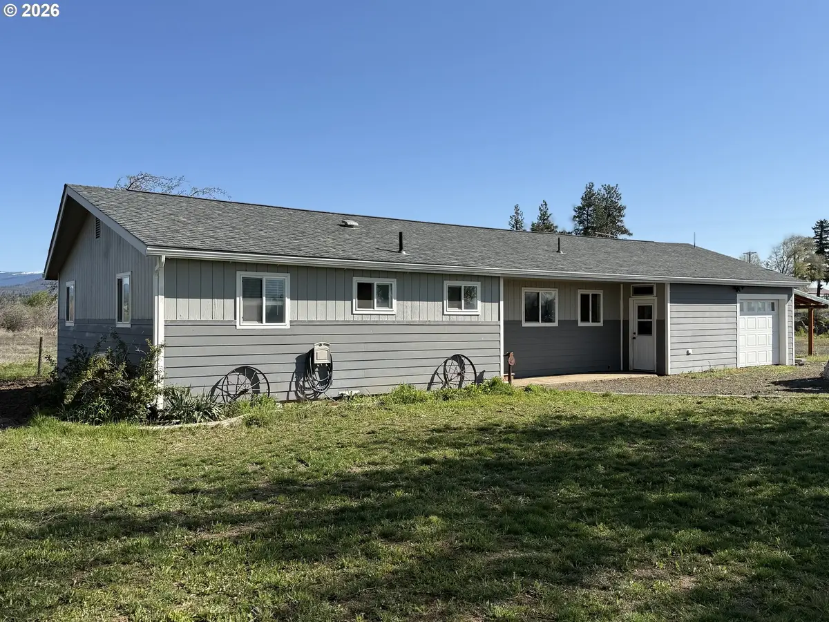 145 Hill Rd, Goldendale, WA 98620 - #1