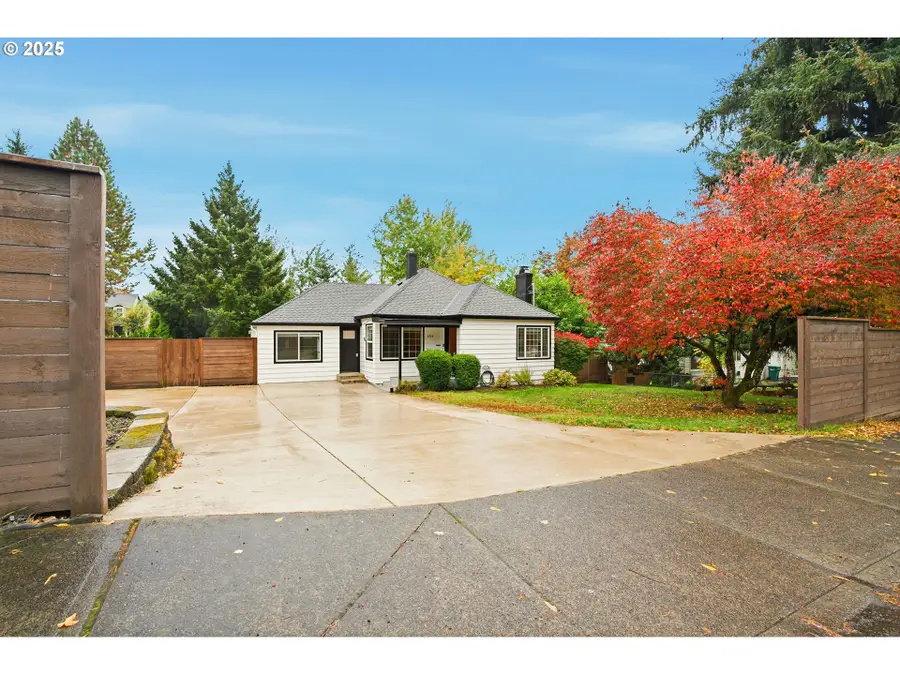 6514 SE Thiessen Rd, Milwaukie, OR 97267 - Image #2