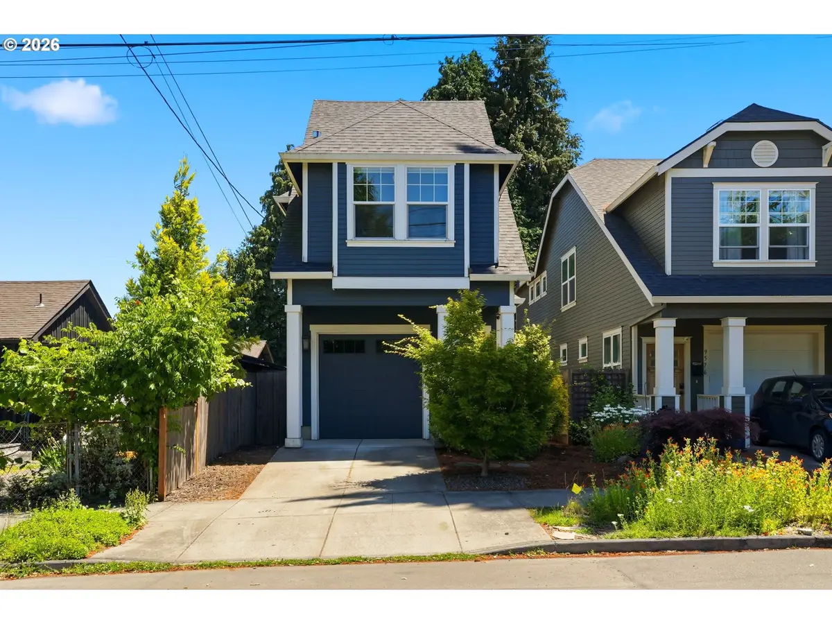 9578 N Burr Ave, Portland, OR 97203 - #1
