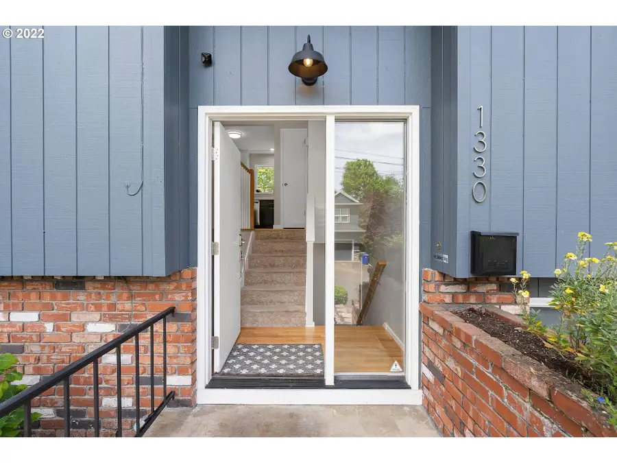 1330 SW Hume St, Portland, OR 97219 - Image #3