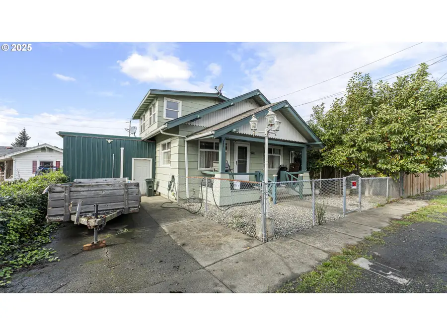63776 Flanagan Rd, Bunker Hill, OR 97420 - Image #2