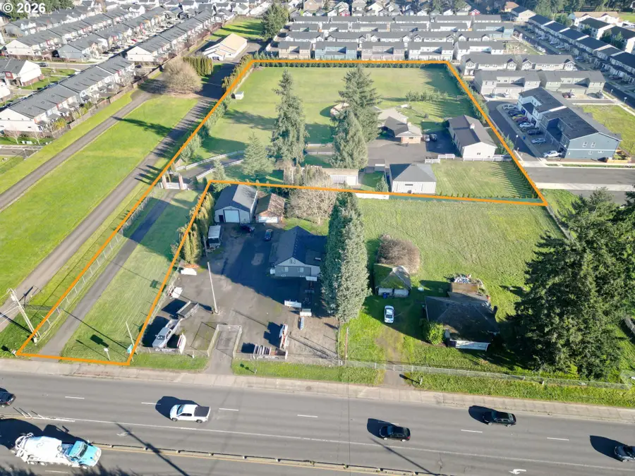 10605 NE 117th Ave, Vancouver, WA 98662 - Image #2