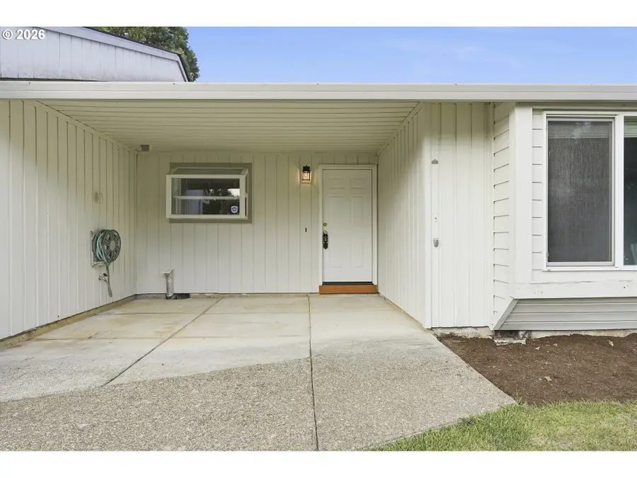 21659 SW Dakota Cir, Tualatin, OR 97062 - #2