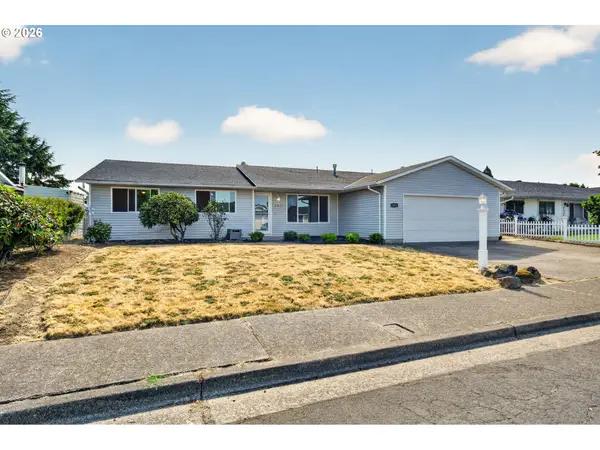 2051 Lafayette St, Albany, OR 97322