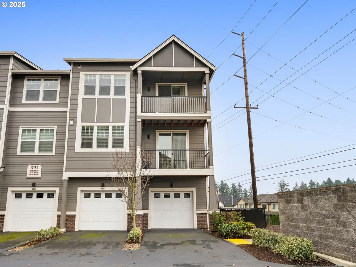 17182 SW Appledale Rd #405, Beaverton, OR 97007 - Image #1