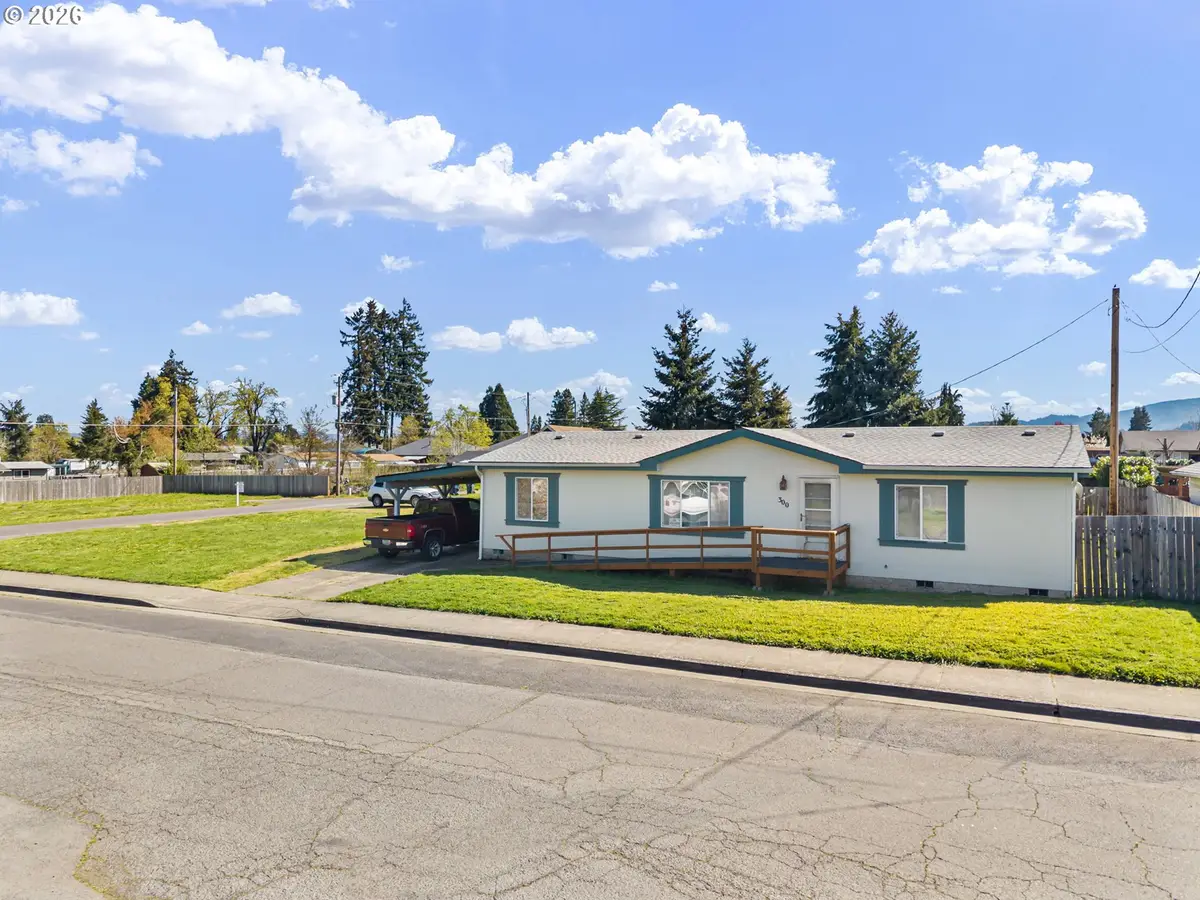 300 S 7th St, Creswell, OR 97426 - #1