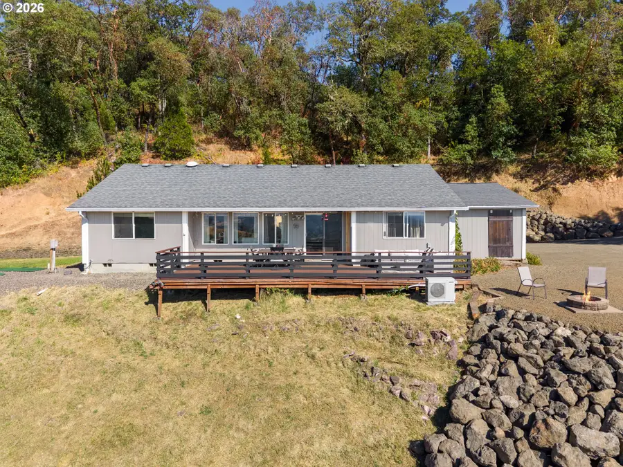 560 Hagle Ln, Roseburg, OR 97470 - #3