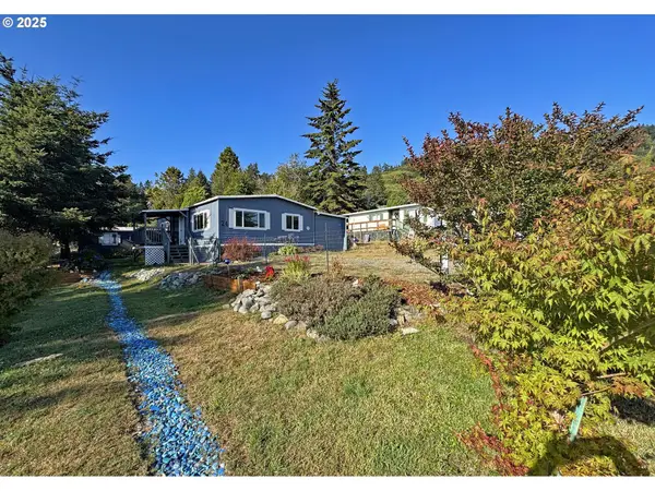 16391 S Hwy 101 #24, Brookings, OR 97415