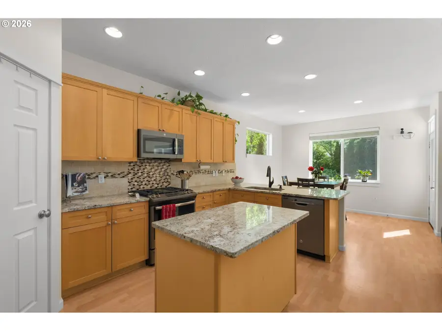 11210 SW 84th Ave, Tigard, OR 97223 - #3