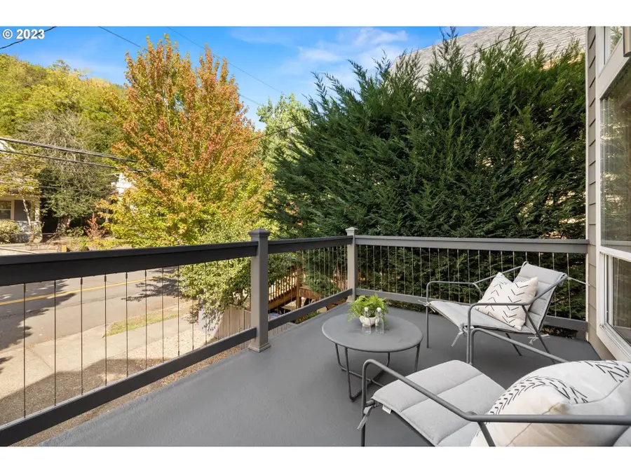 5610 S Corbett Ave, Portland, OR 97239 - Image #3