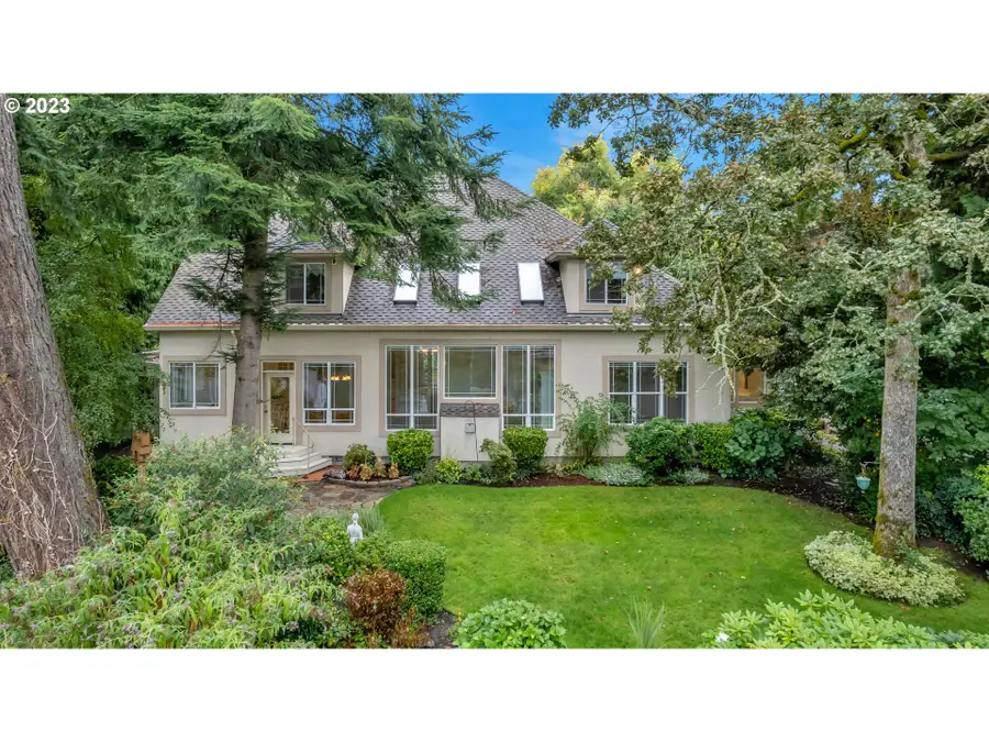 15255 SE River Forest Dr, Milwaukie, OR 97267 - Image #2