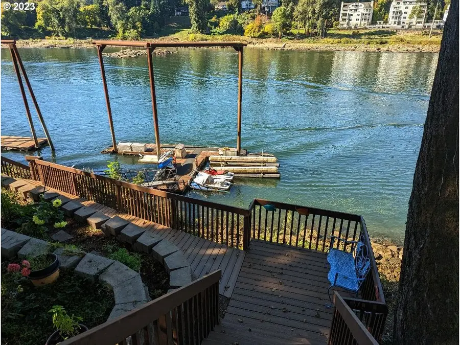 15255 SE River Forest Dr, Milwaukie, OR 97267 - Image #3