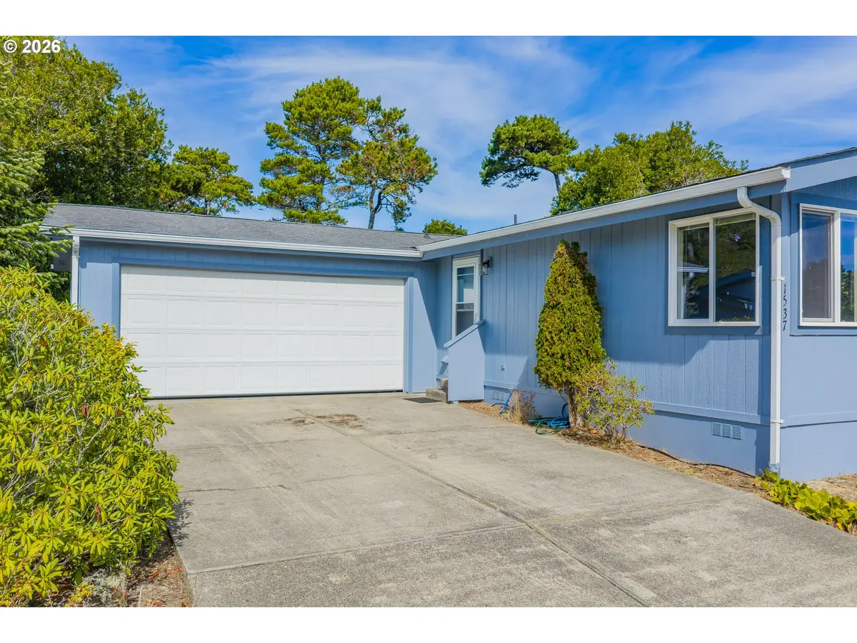 1537 N Siano Loop, Florence, OR 97439 - #1