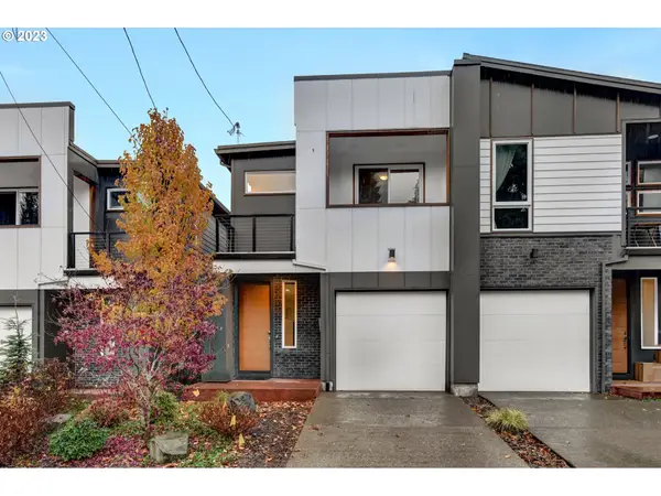 6882 NE 13th Ave, Portland, OR 97211