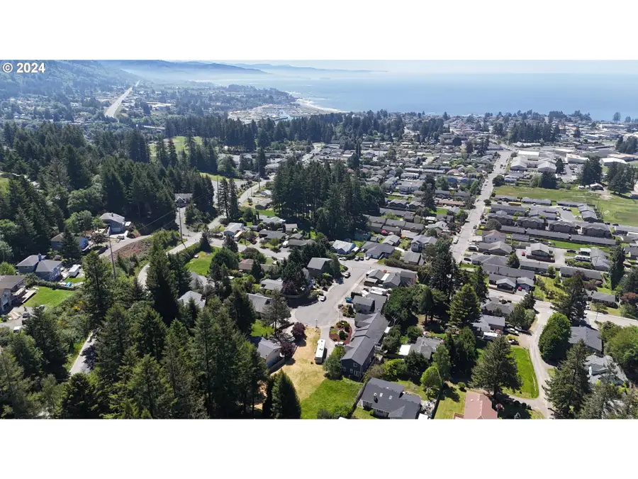 0000 Joshua Ct #5, Brookings, OR 97415 - Image #3