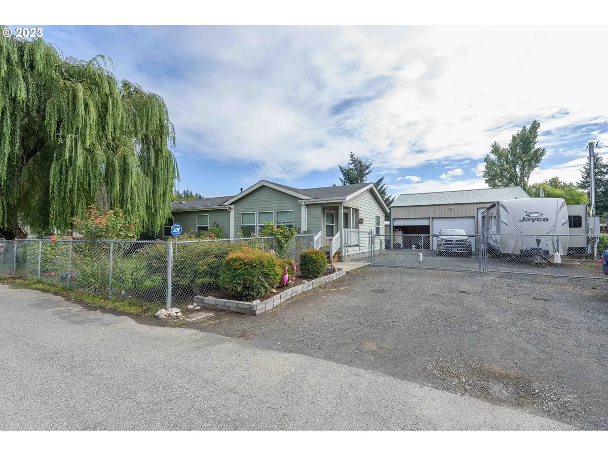 151 W Date St, Powers, OR 97466 - Image #1