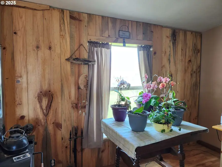 29388 Wrecking Yard Ln, Hines, OR 97738 - Image #3