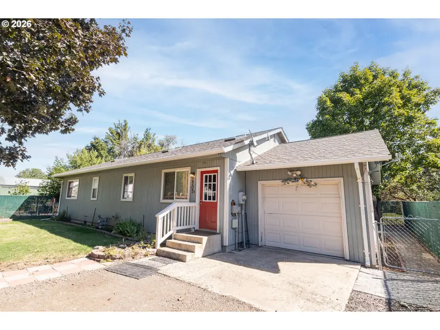 2707 N 4th St, La Grande, OR 97850 - #2
