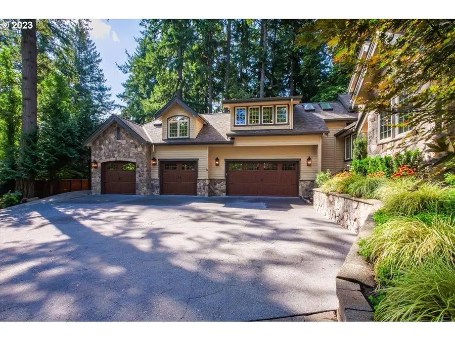 17257 Bryant Rd, Lake Oswego, OR 97035 - Image #3