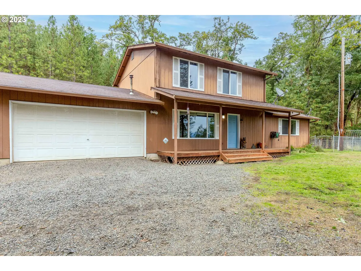 630 Mustang Dr, Oakland, OR 97462 - Image #1