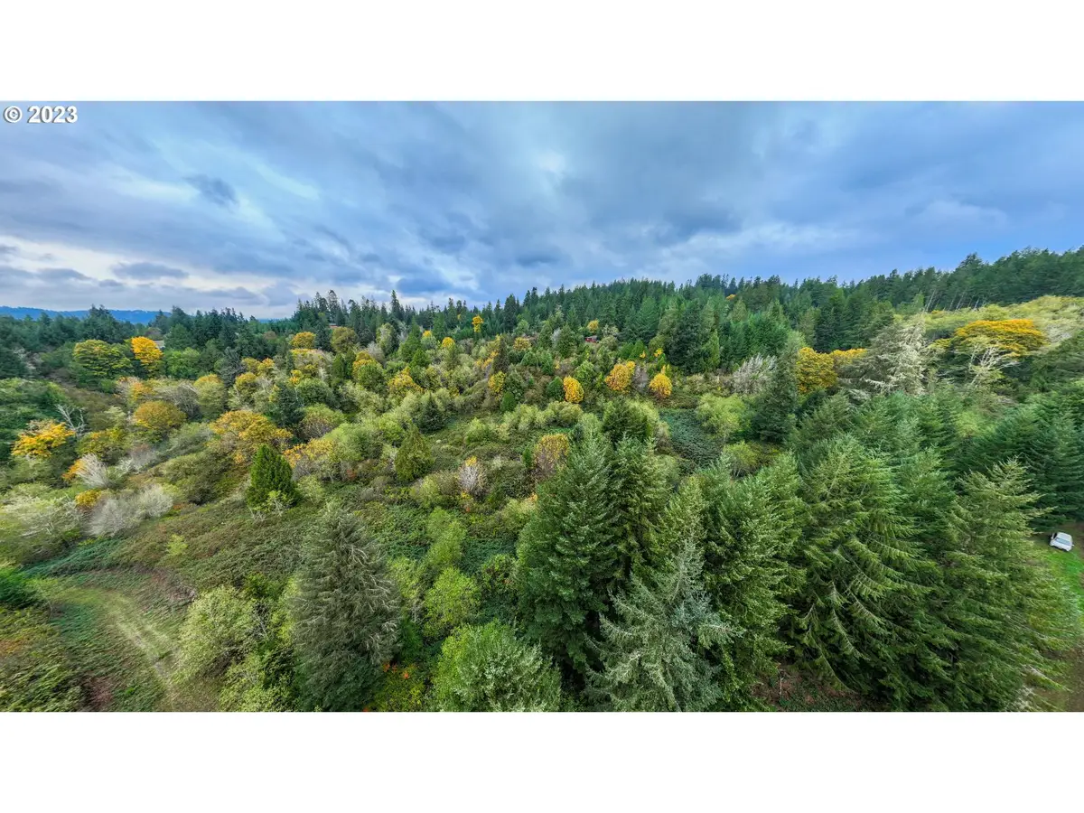 Gary Sipe Rd, Coquille, OR 97423 - Image #1
