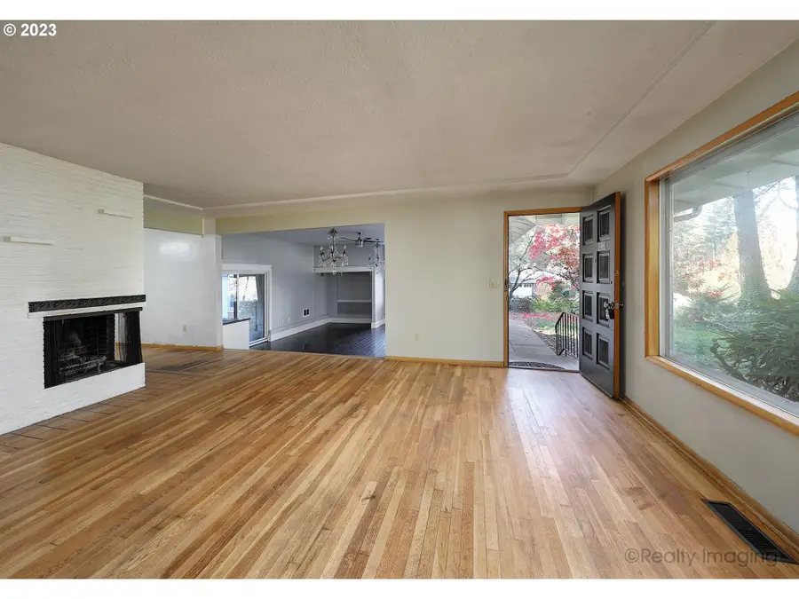 6714 SW 62nd Pl, Portland, OR 97219 - Image #2