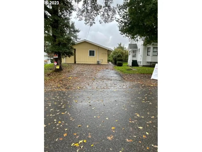 174 S 6th St, Saint Helens, OR 97051 - Image #3