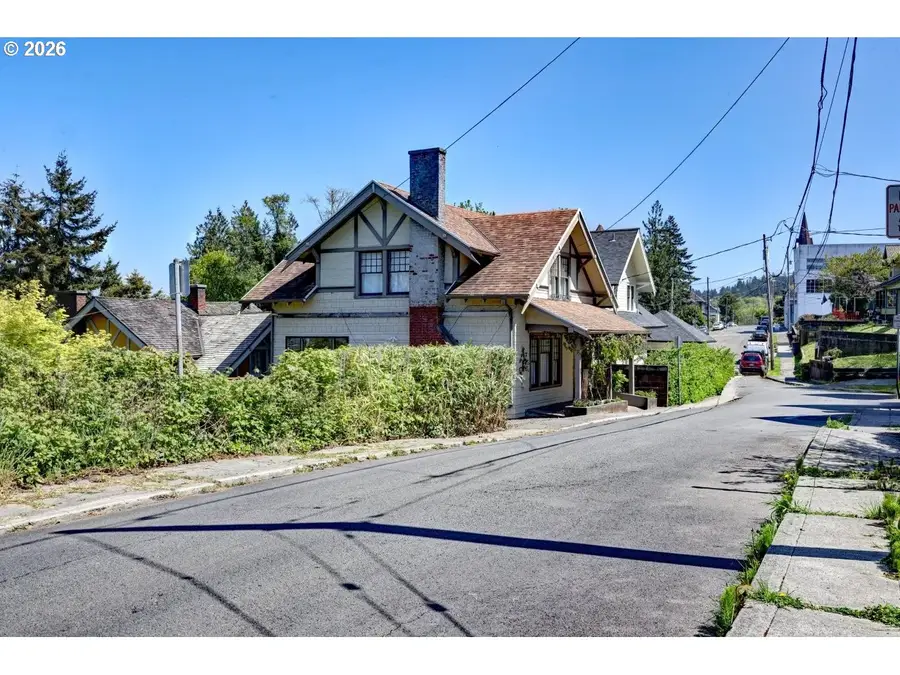 1244 Grand Ave, Astoria, OR 97103 - #2