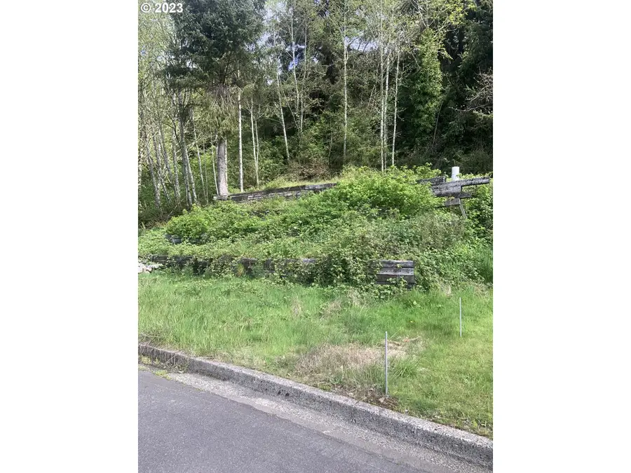 600 Clearlake Ave, Winchester Bay, OR 97467 - Image #2