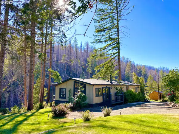 28664 N Umpqua Hwy, IdleyldPark, OR 97447