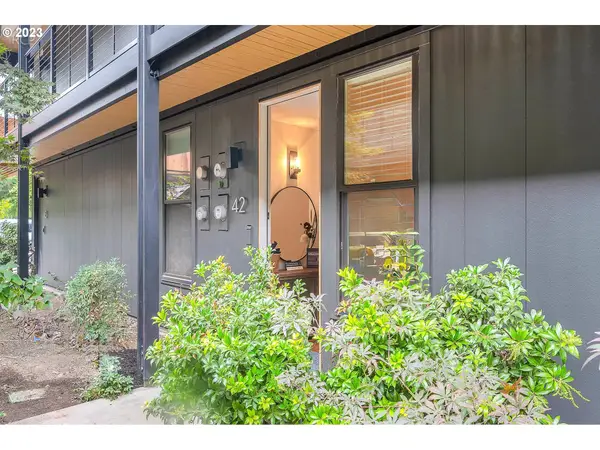 668 Mcvey Ave #42, LakeOswego, OR 97034