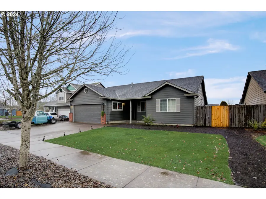 2242 SW Kauer Dr, McMinnville, OR 97128 - Image #3