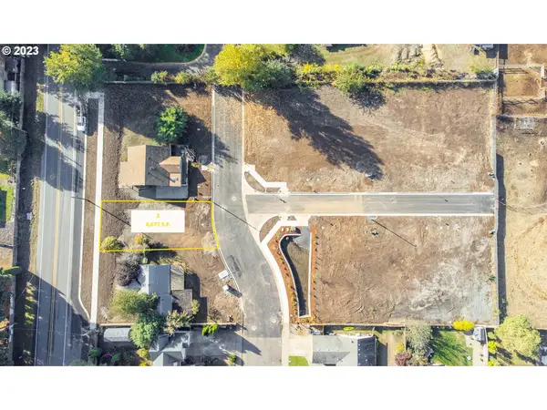 4369 Kalmia St #2, Springfield, OR 97478