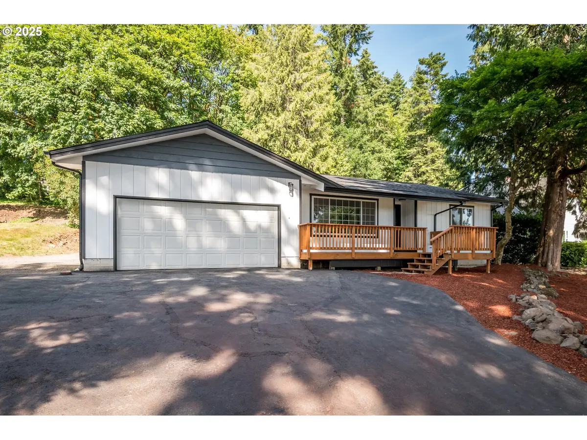 3212 Pacific Way, Longview, WA 98632 - Image #1