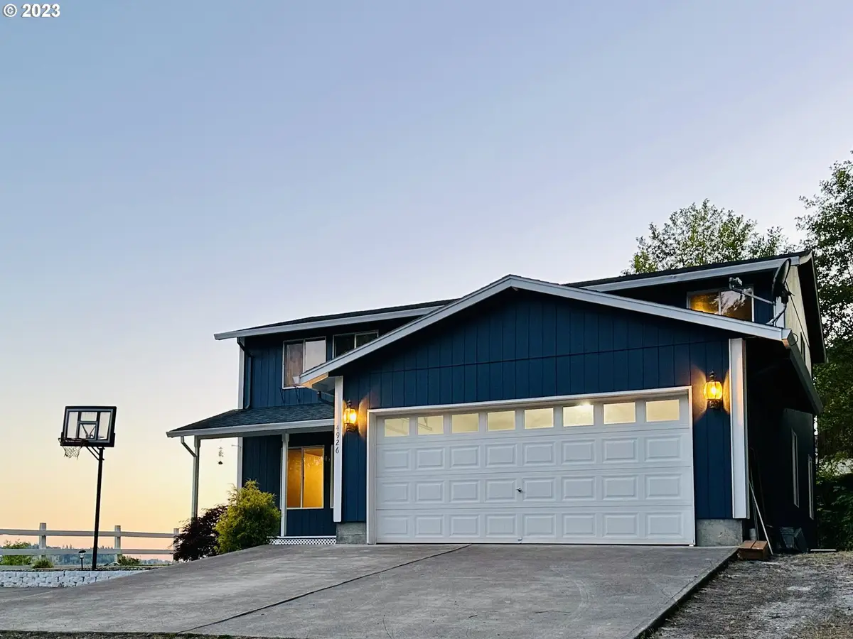 4926 Lewis River Rd, Woodland, WA 98674 - Image #1