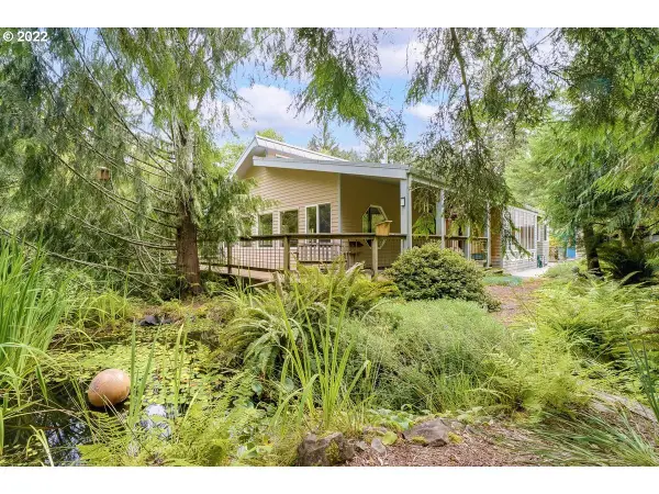 37275 Jenck Rd, Cloverdale, OR 97112