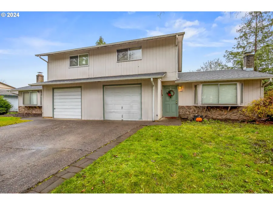 993 N Cloverleaf Loop, Springfield, OR 97477 - Image #2